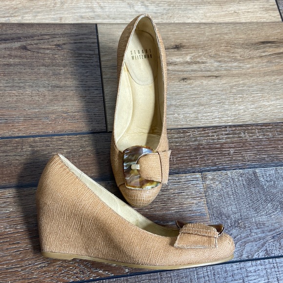 Stuart Weitzman Bucalima Tan Wedges Buckle Detail 5? - Picture 2 of 12